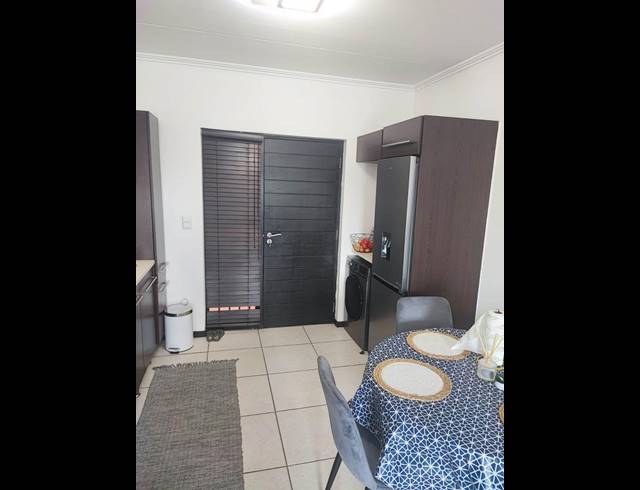 2 BEDROOM PROPERTY TO RENT IN GREENSTONE HILL